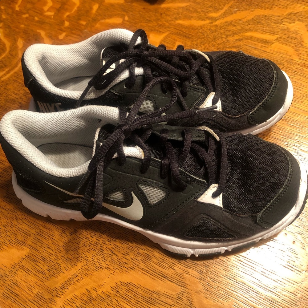 Nike Youth Flex Supreme TR2 Cross Trainers